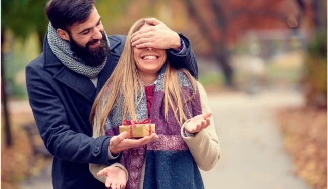 Wedding Anniversary Gifts for Wife