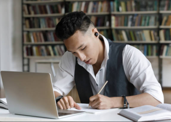 The Benefits of a Cheap Assignment Writing Service