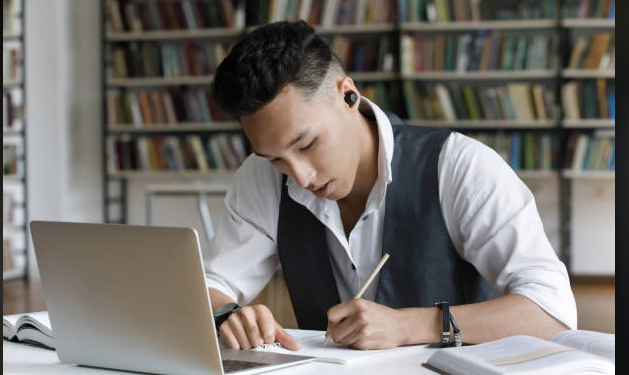 The Benefits of a Cheap Assignment Writing Service