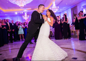 The Elegant Wedding Entrance with A Pink Limo