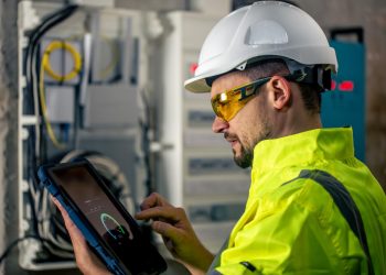 equipment management software